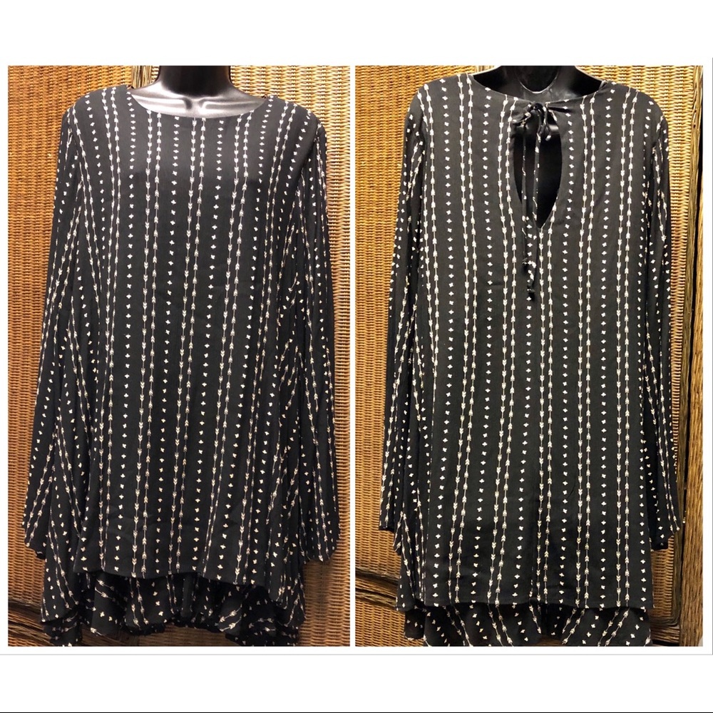 SAGE- Black/White , Long-Sleeved , tiered MINI DRESS.